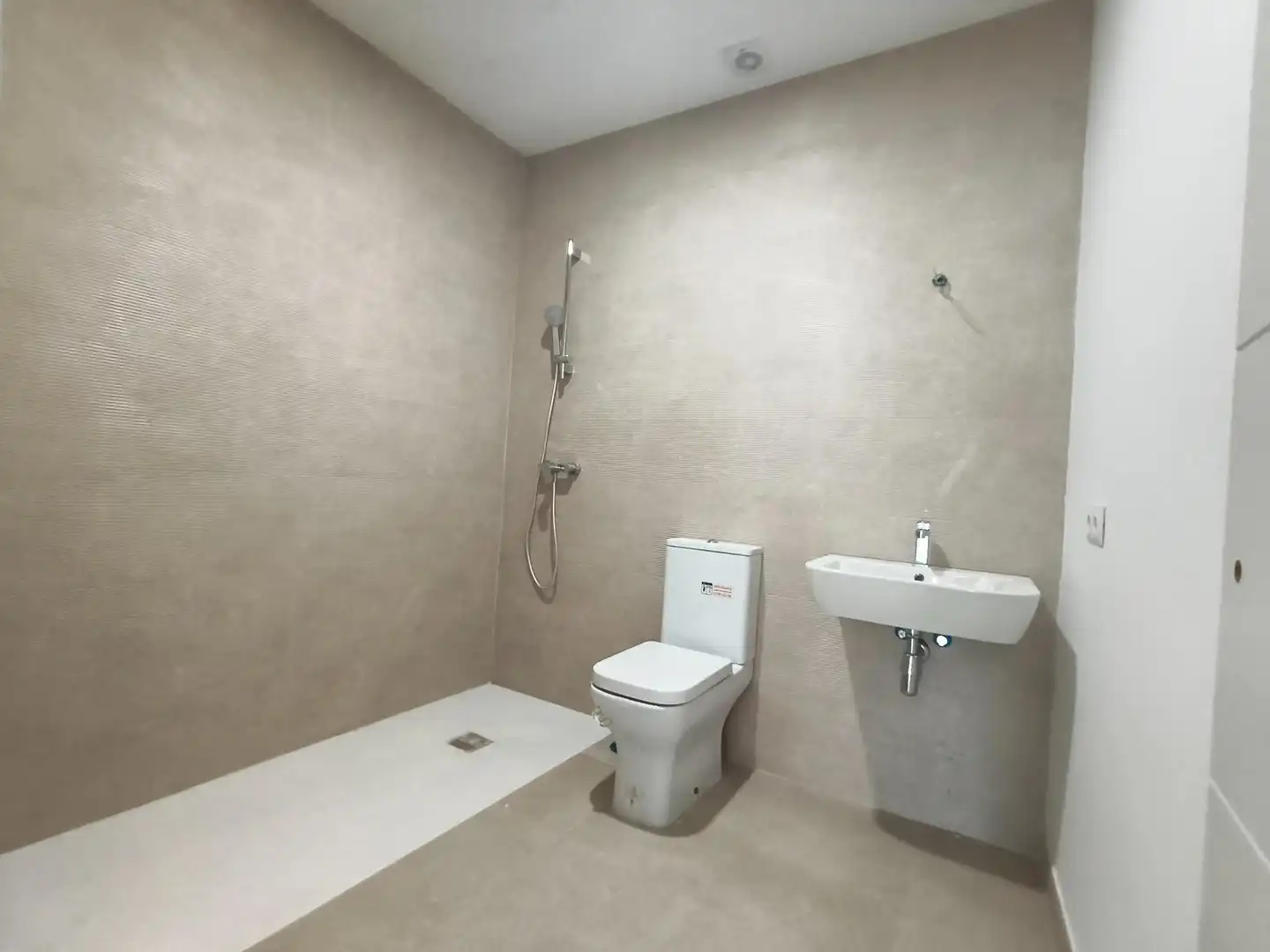 Baño de Piso en venta en Gelves