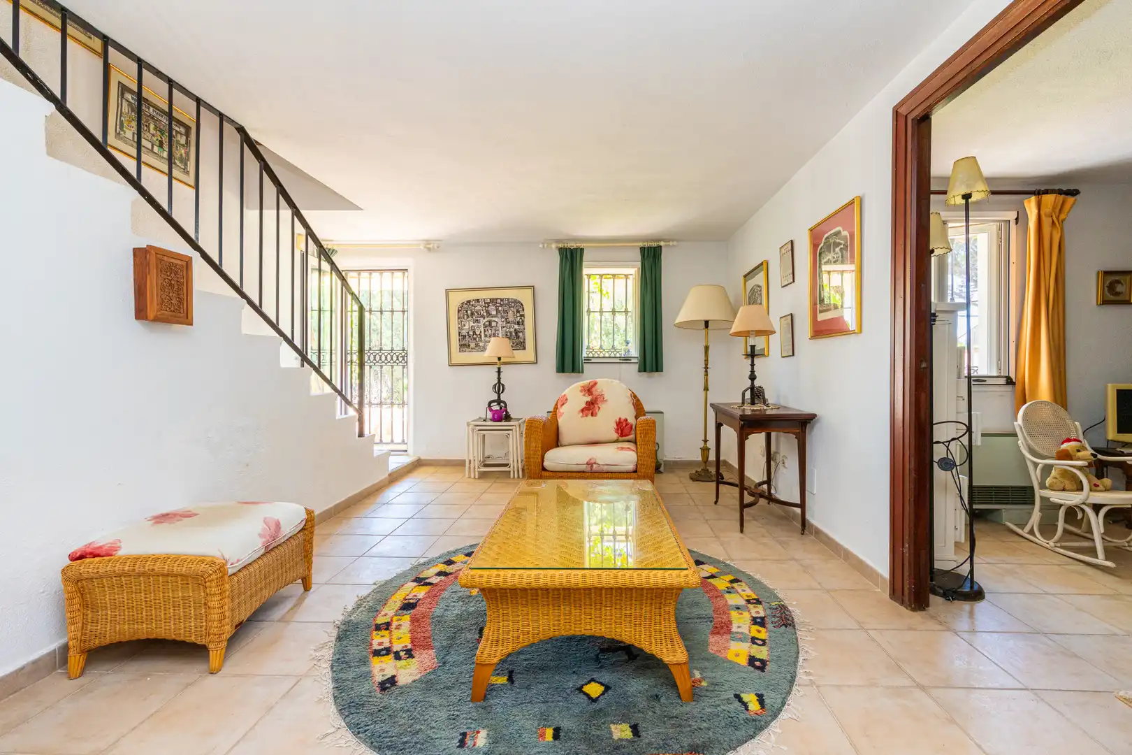 Sala d'estar de Casa o xalet en venda en Mijas amb Aire condicionat, Jardí privat i Terrassa