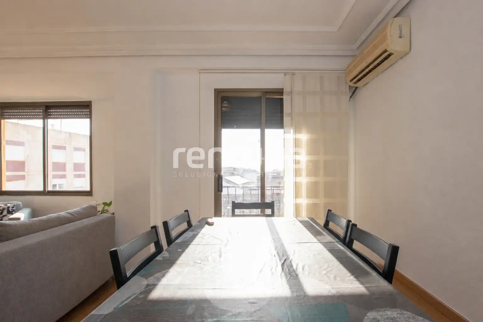 Comedor de Piso de alquiler en Meliana con Aire acondicionado, Amueblado y Balcón