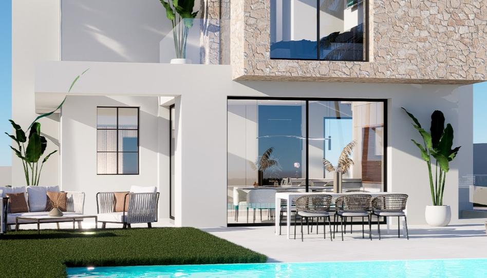 Foto 1 de Casa o xalet en venda a Avenida Mediterraneo del, -1, Playa Levante, Alicante