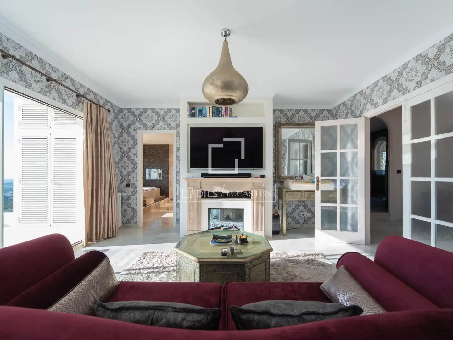 Living room of Houses for sale in Santa Eulària des Riu  with Air Conditioner, Heating and Private garden