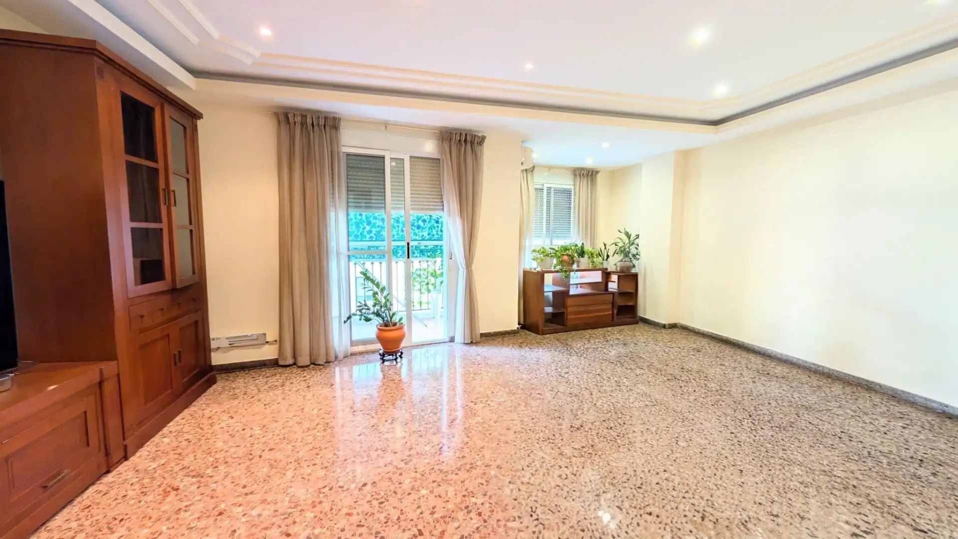 Living room of Flat for sale in Elche / Elx  with Air Conditioner and Balcony