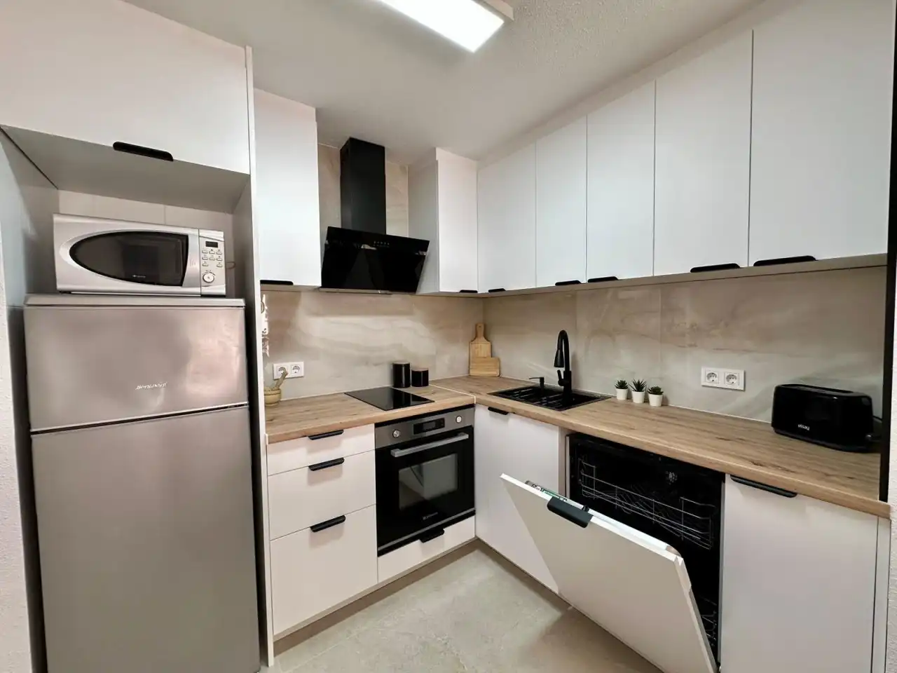 Cocina de Piso en venta en Torrevieja con Aire acondicionado, Calefacción y Terraza
