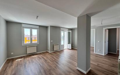 Bedroom of Flat for sale in Burgos Capital  with Terrace