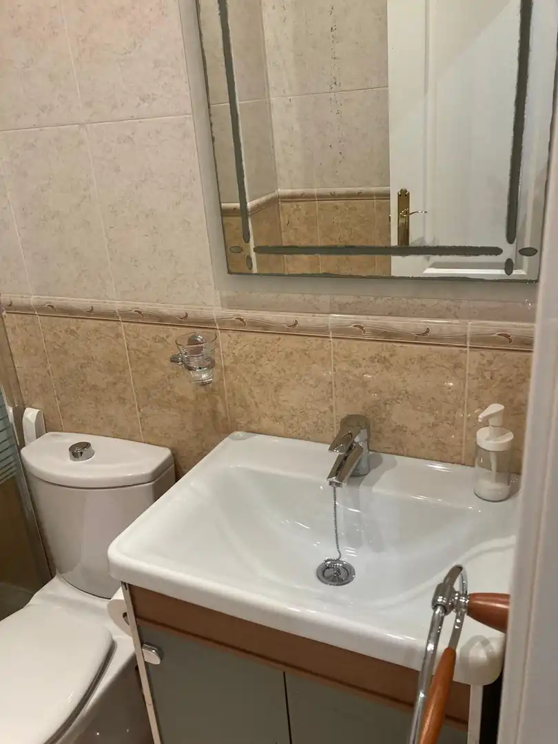 Baño de Estudio de alquiler en Benalmádena con Piscina comunitaria