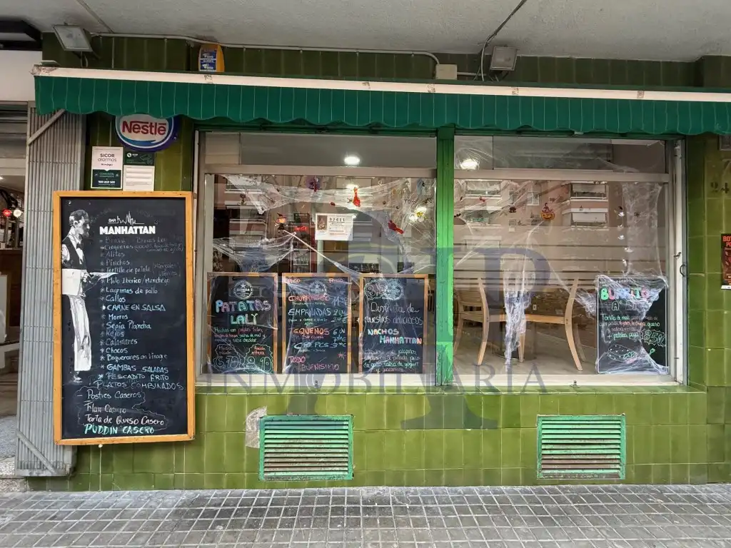 Local en traspaso en Badalona