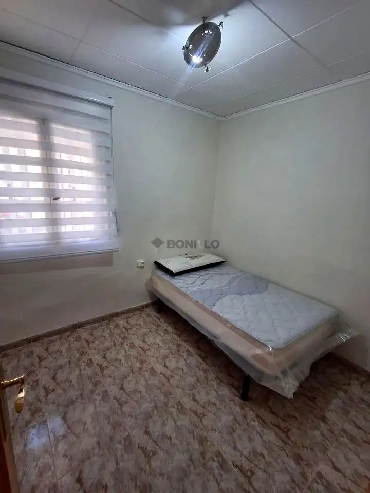 Bedroom of Ground floor for rent in Teruel  with Heating, Terrace and Furnished