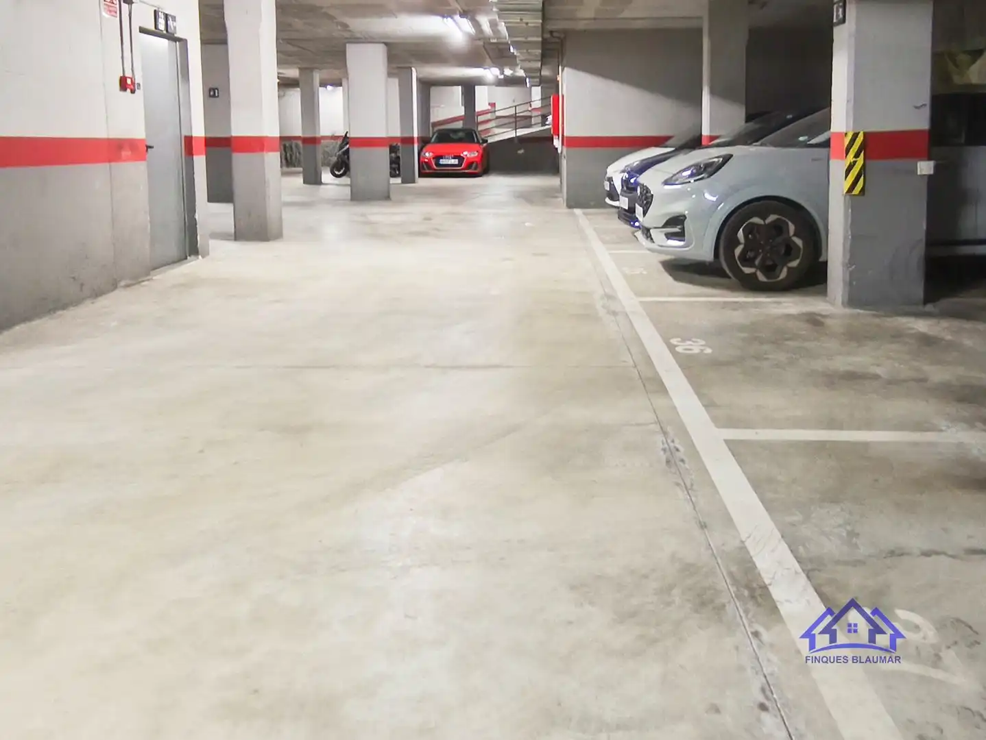 Parking of Garage for rent in Arenys de Mar