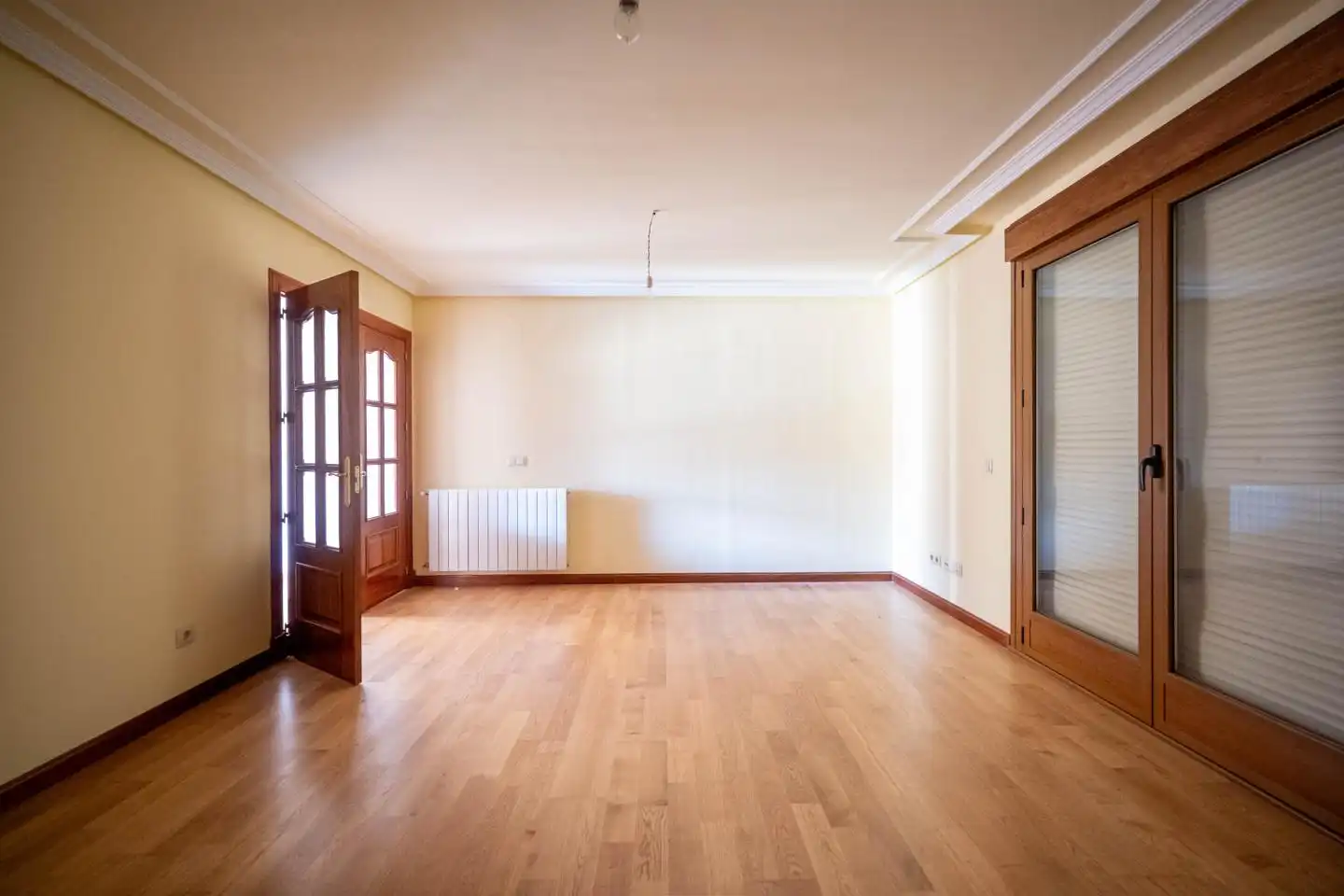 Piso en venta en Ávila con Calefacción y Trastero