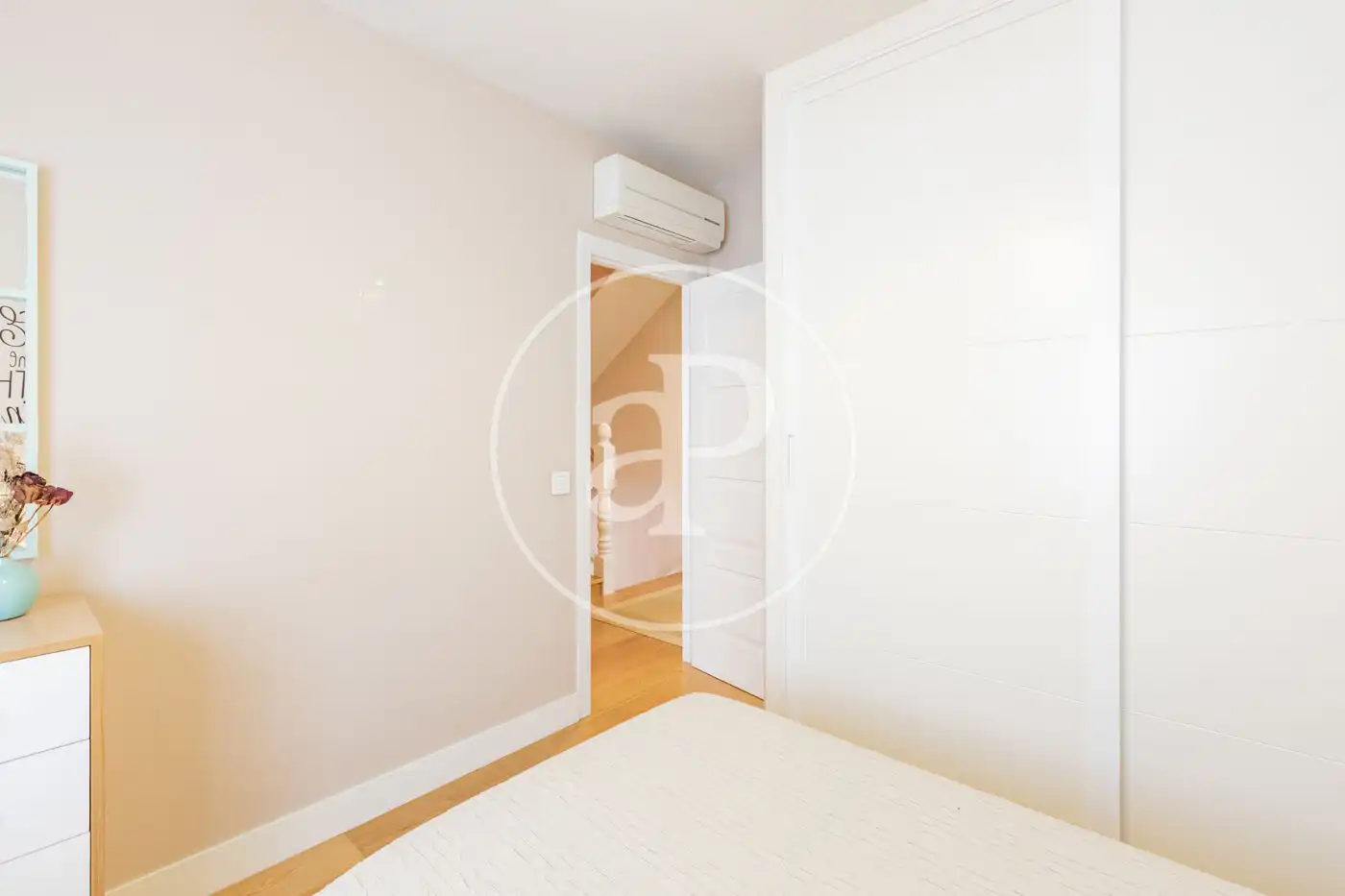 Bedroom of Detached homes for sale in Madrid  with Heating, Private garden and Terrace