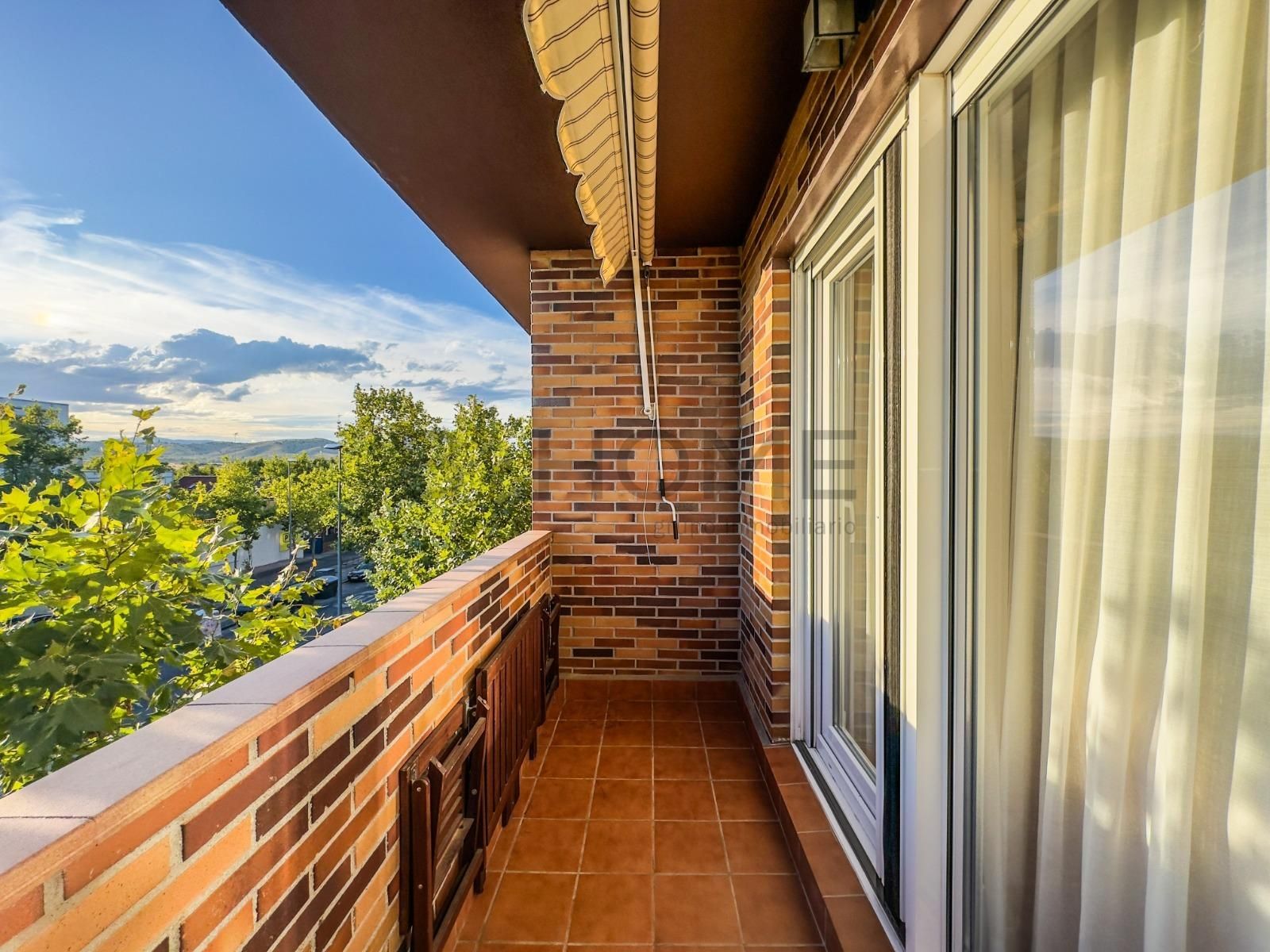 Terrassa de Dúplex en venda en Villanueva del Pardillo amb Aire condicionat, Calefacció i Jardí privat