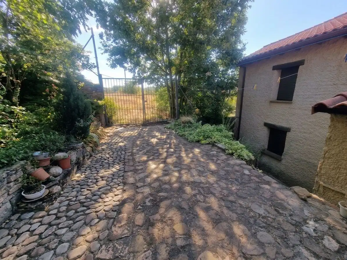 Casa rústica en venda a Quintana del Castillo, imagen 4