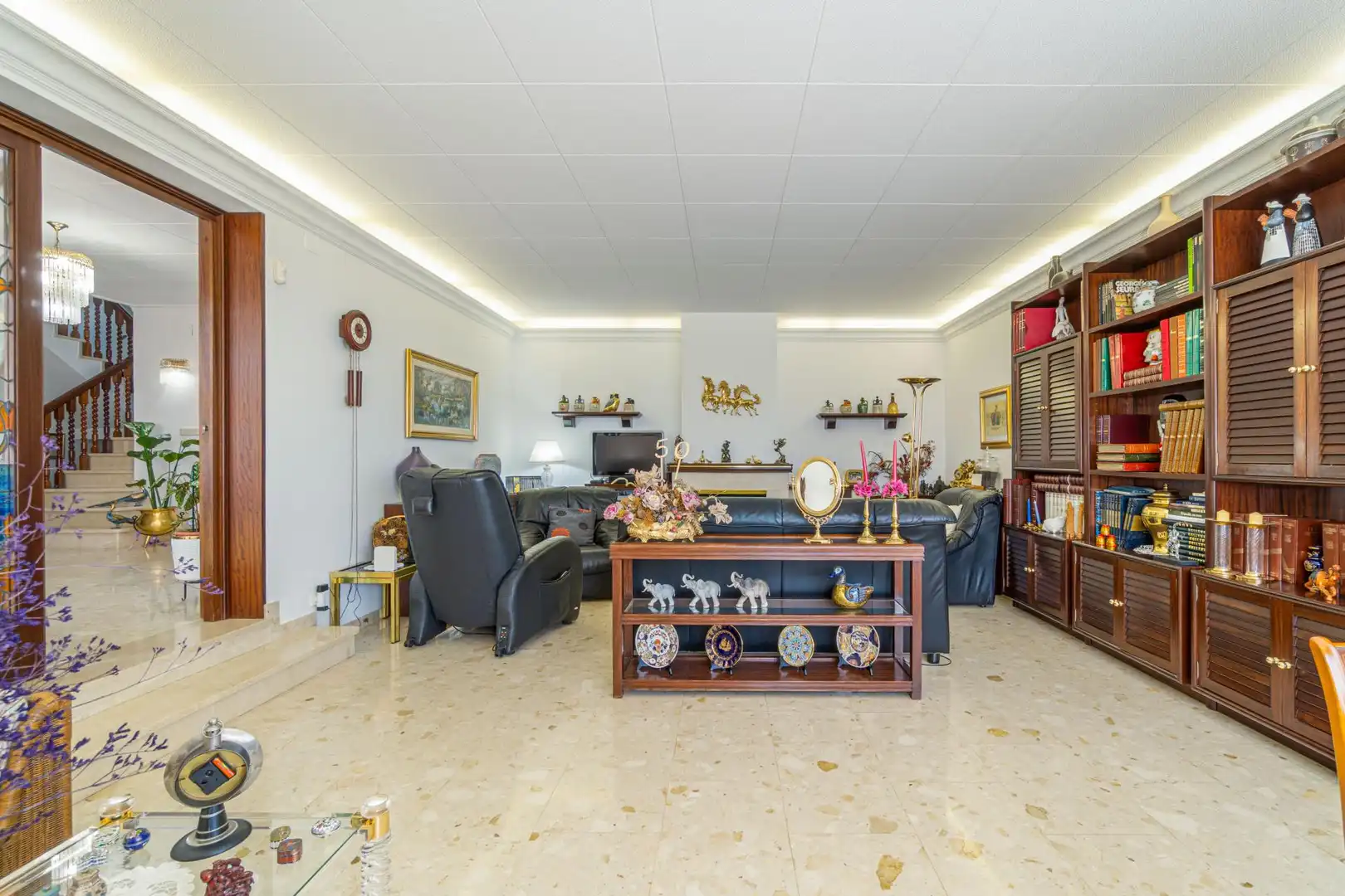 Sala de estar de Casa o chalet en venta en Figueres con Aire acondicionado, Calefacción y Jardín privado