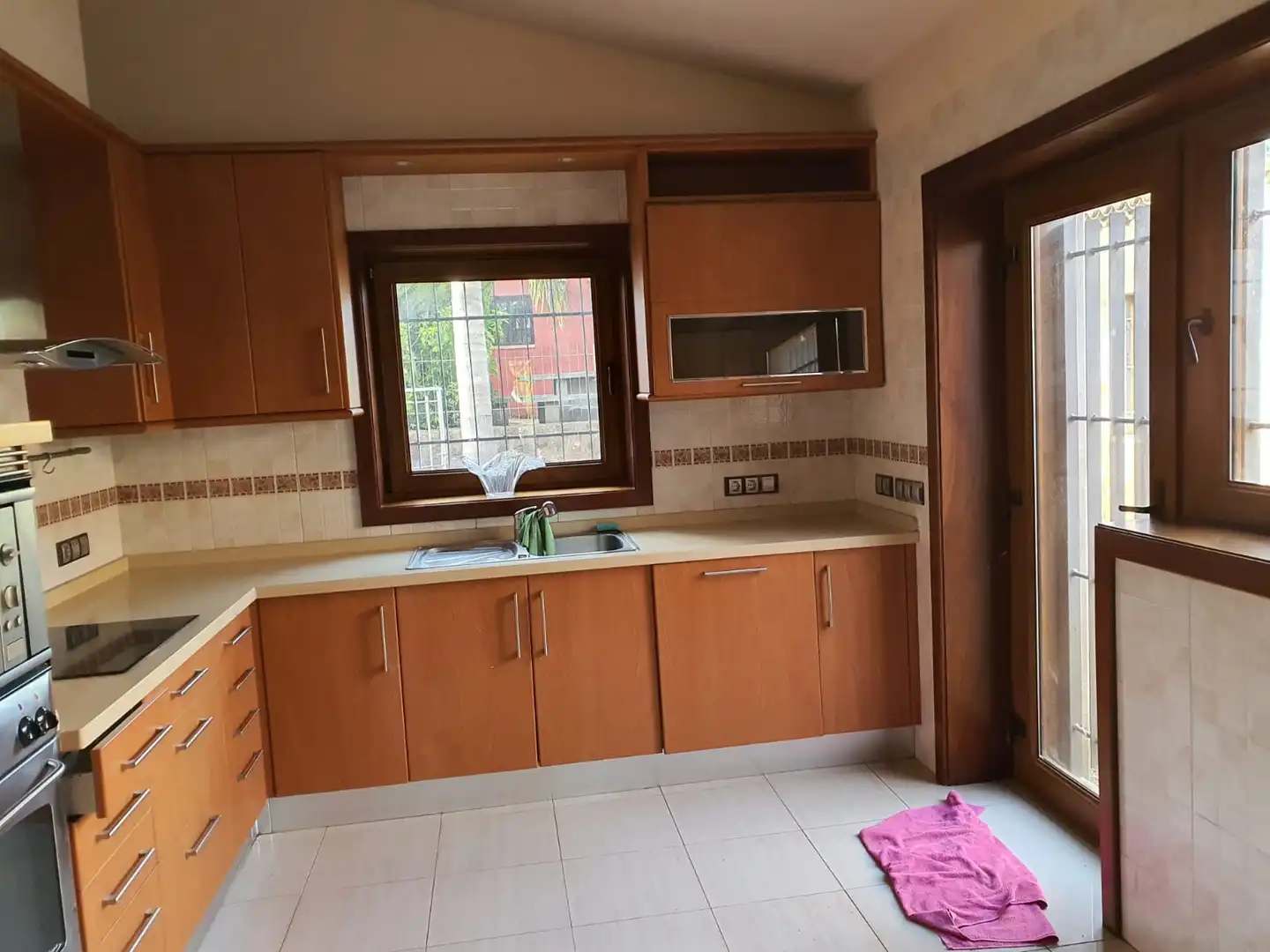 Cuina de Casa o xalet en venda en Tacoronte amb Jardí privat, Parquet i Terrassa