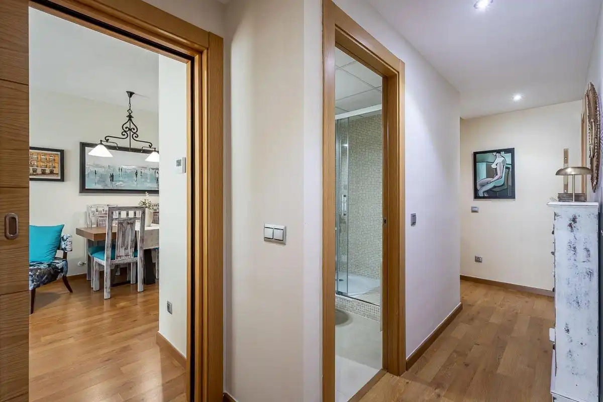 Flat for sale in Granada  with Air Conditioner, Heating and Storage room