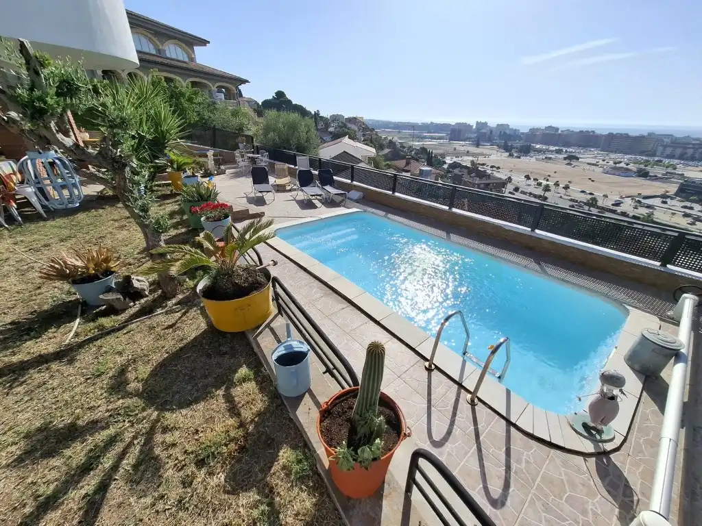 House with pool for sale in Calle Formentor, imagen 9