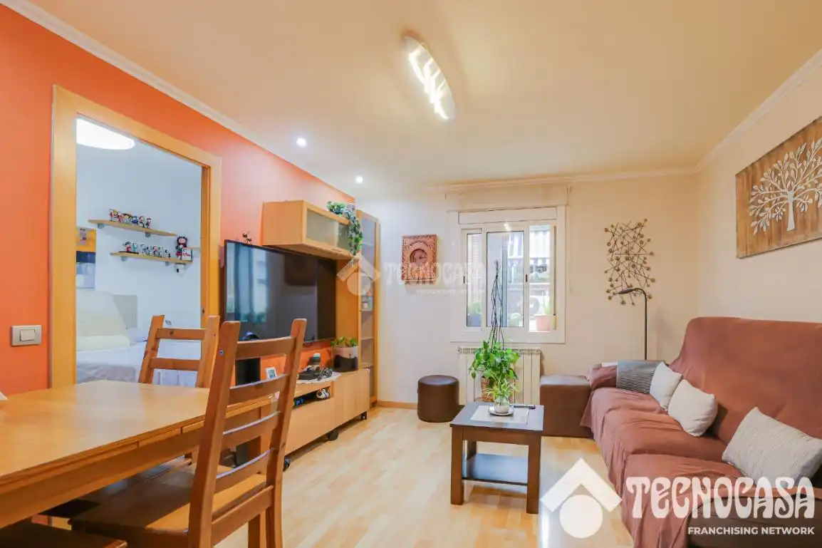 Sala de estar de Piso en venta en Barcelona con Aire acondicionado, Calefacción y Parquet