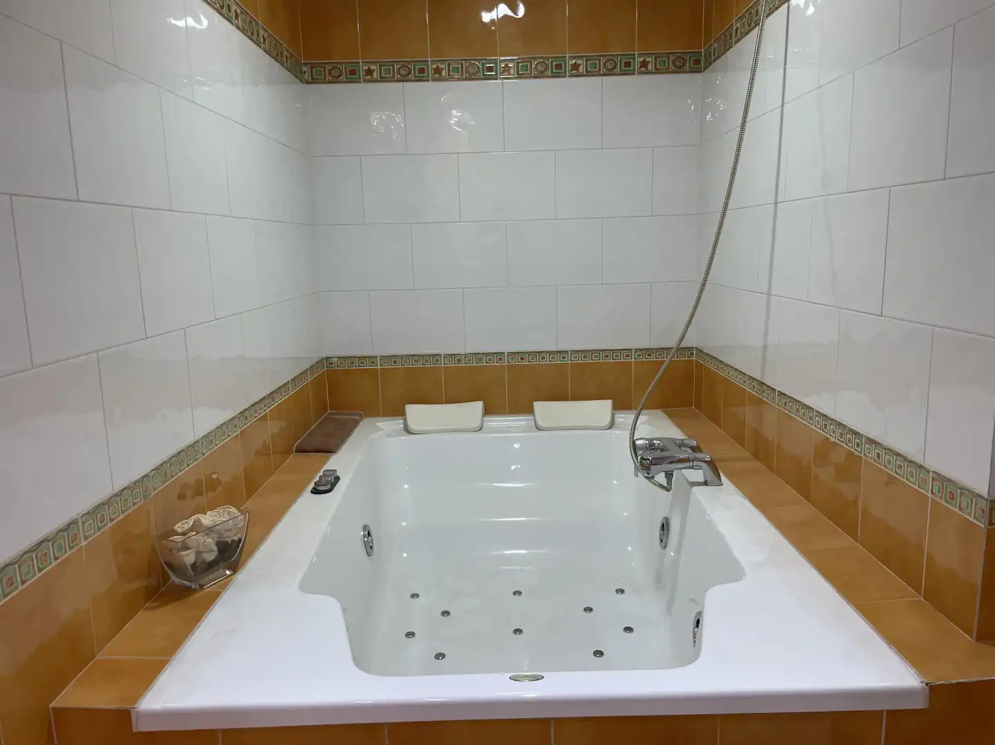Baño de Piso de alquiler en Beniparrell con Aire acondicionado, Parquet y Terraza