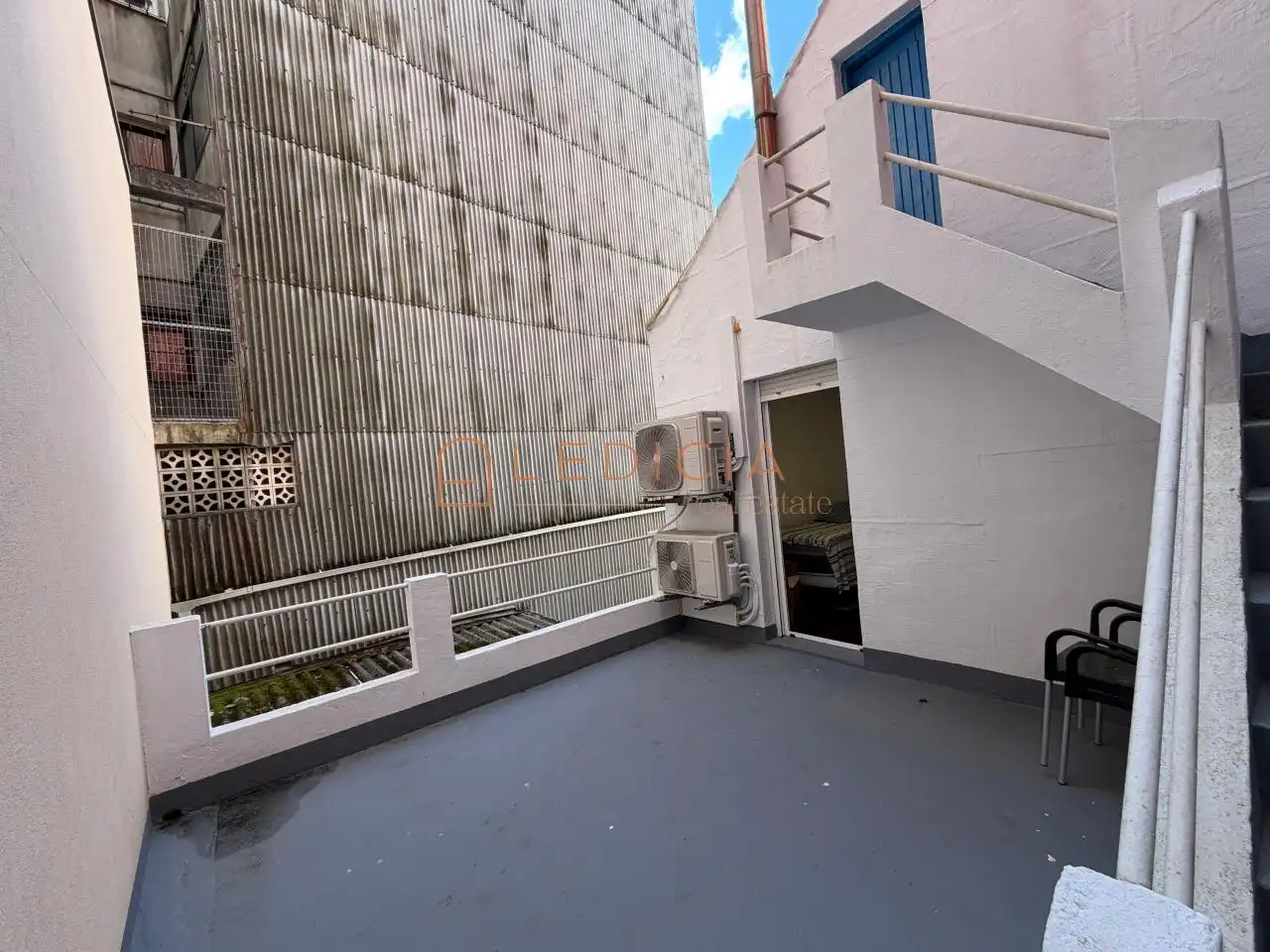 Terraza de Casa o chalet de alquiler en Cangas  con Calefacción, Jardín privado y Parquet