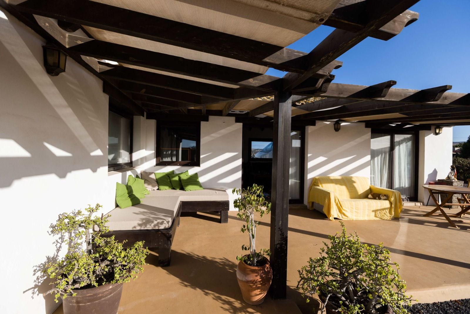 Terrassa de Casa o xalet en venda en La Oliva amb Jardí privat, Terrassa i Traster