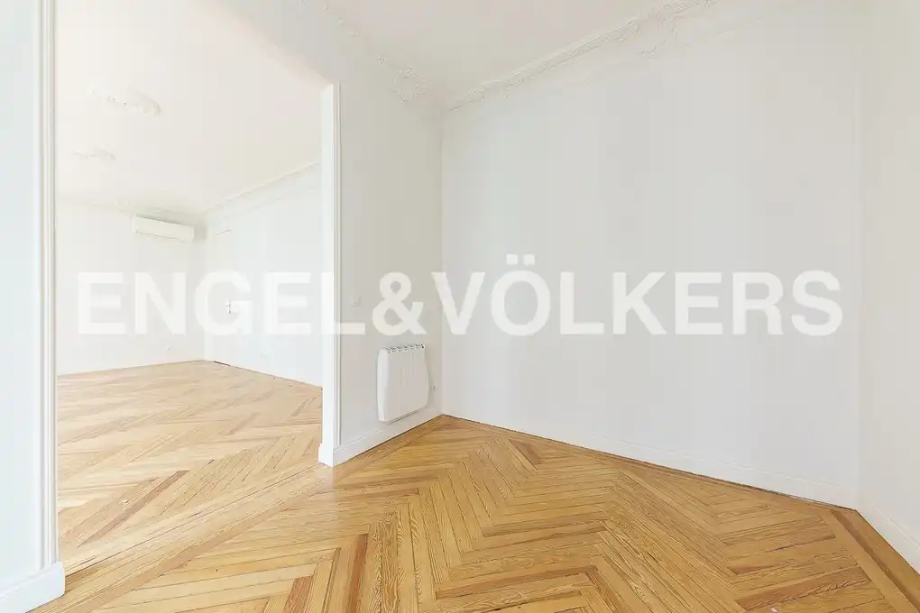Wohnzimmer von Wohnung zur Miete in Madrid mit Klimaanlage, Heizung und Parkett