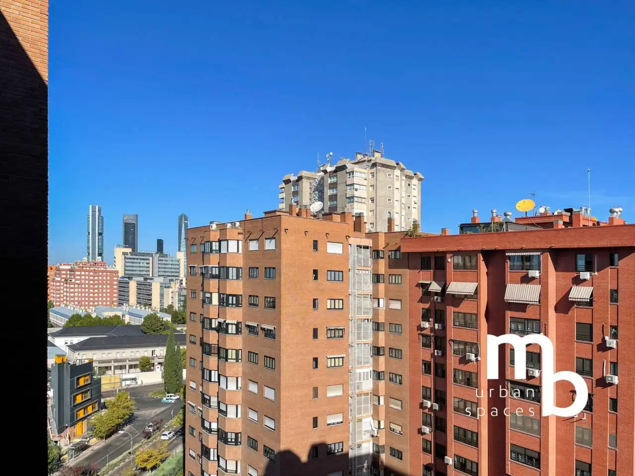 Vista exterior de Piso de alquiler en Madrid con Aire acondicionado, Calefacción y Parquet