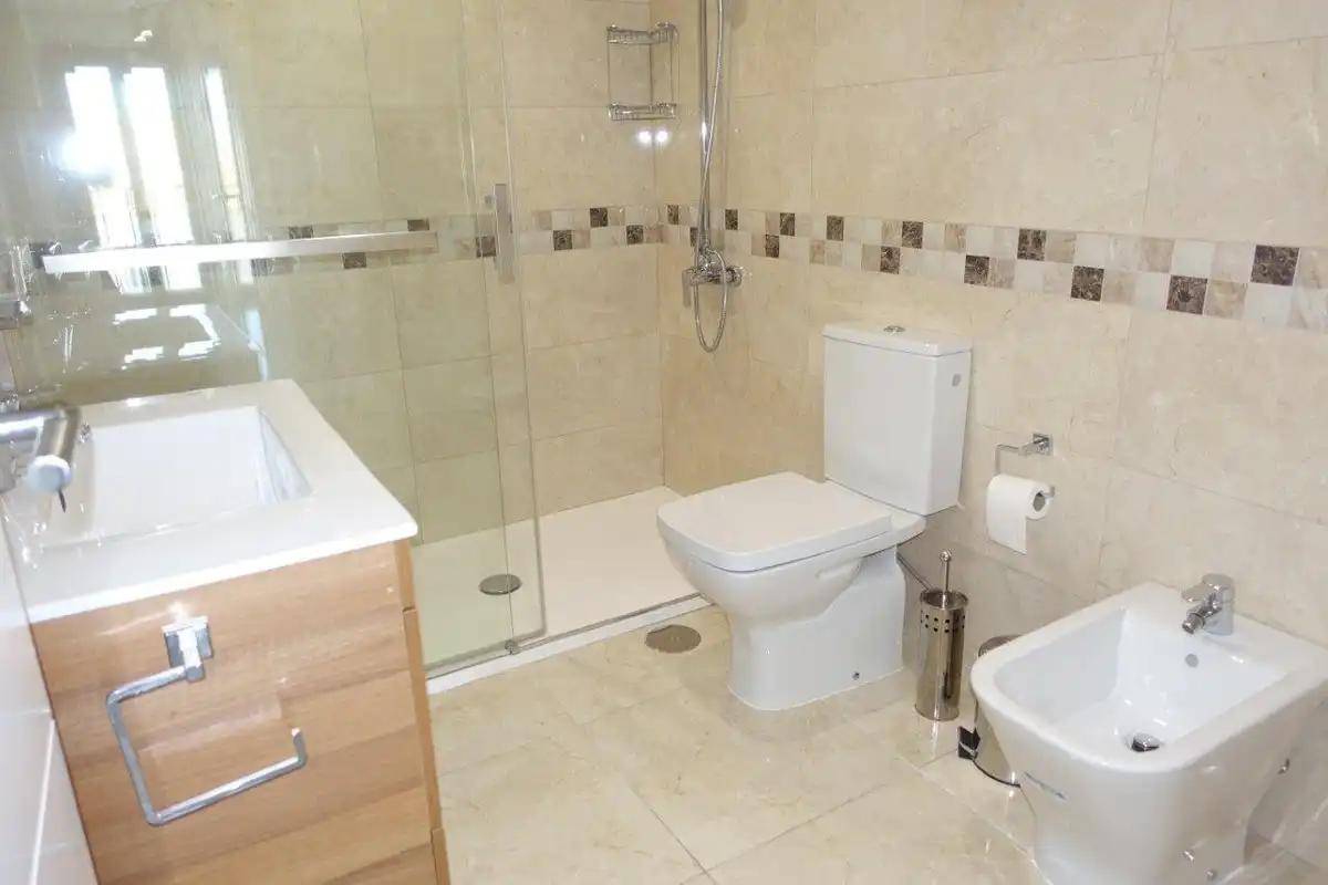 Apartamento con piscina en venta en Avenida de Julio Iglesias, imagen 15