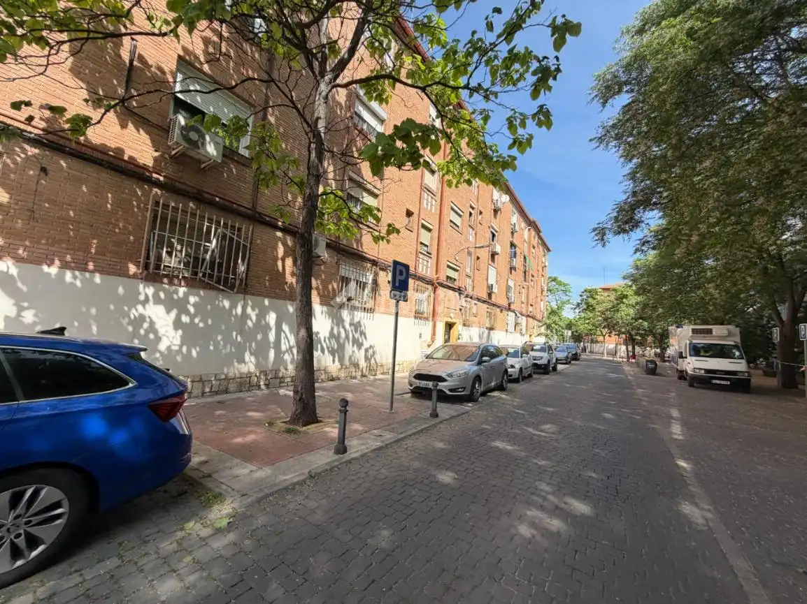 Vista exterior de Piso en venta en Torrejón de Ardoz con Aire acondicionado