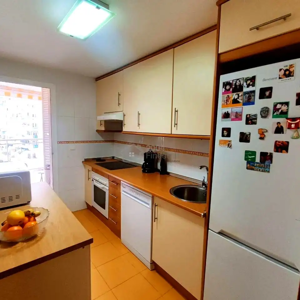 Küche von Wohnung zum Verkauf in Villajoyosa / La Vila Joiosa mit Klimaanlage, Terrasse und Abstellraum