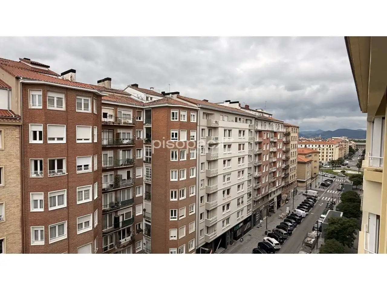 Exterior view of Flat for sale in  Pamplona / Iruña  with Heating, Parquet flooring and Storage room