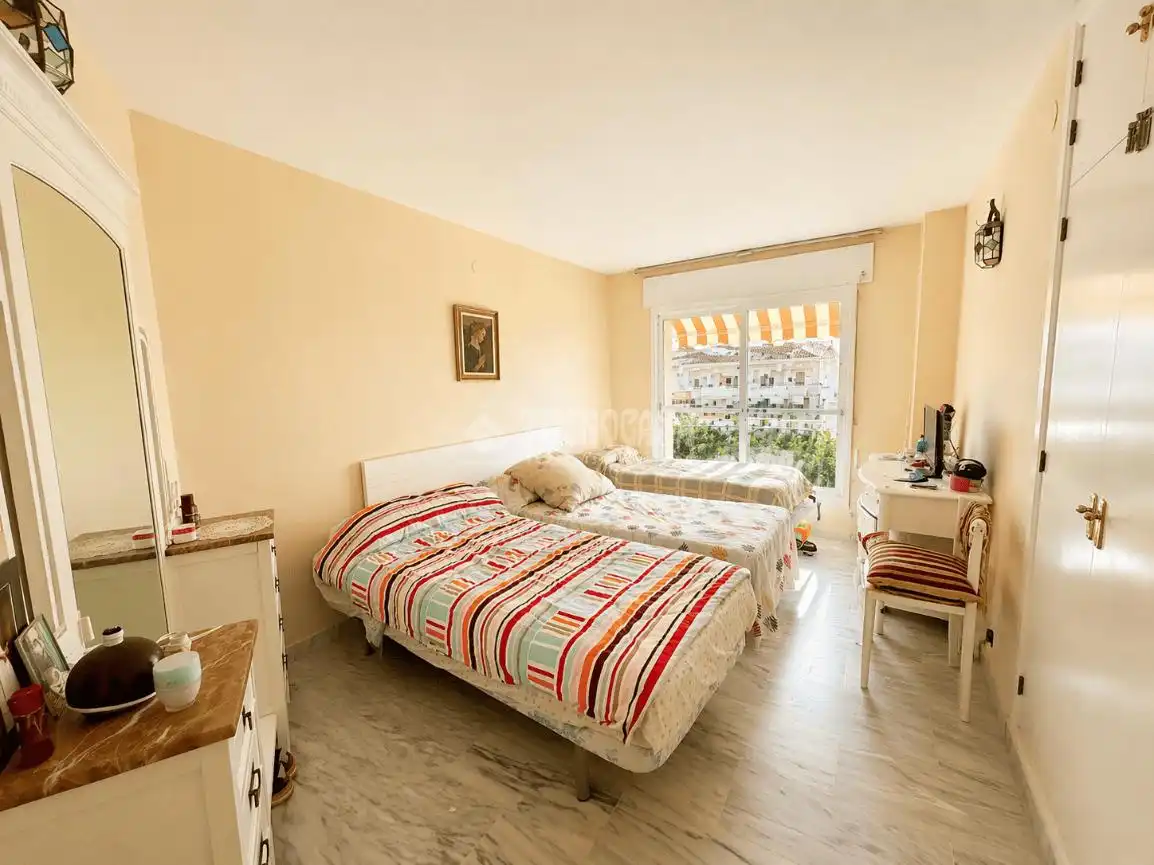 Habitación de Piso en venta en Torrox con Terraza y Balcón