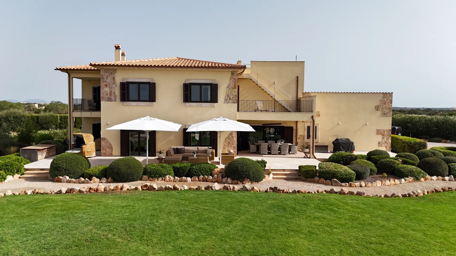 Vista exterior de Finca rústica en venda en Ses Salines amb Aire condicionat, Calefacció i Terrassa