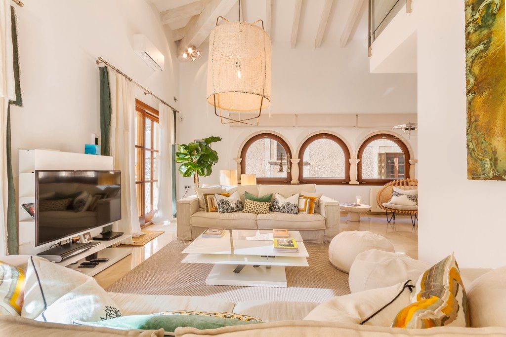 Living room of Country house for sale in Pollença  with Air Conditioner, Heating and Private garden