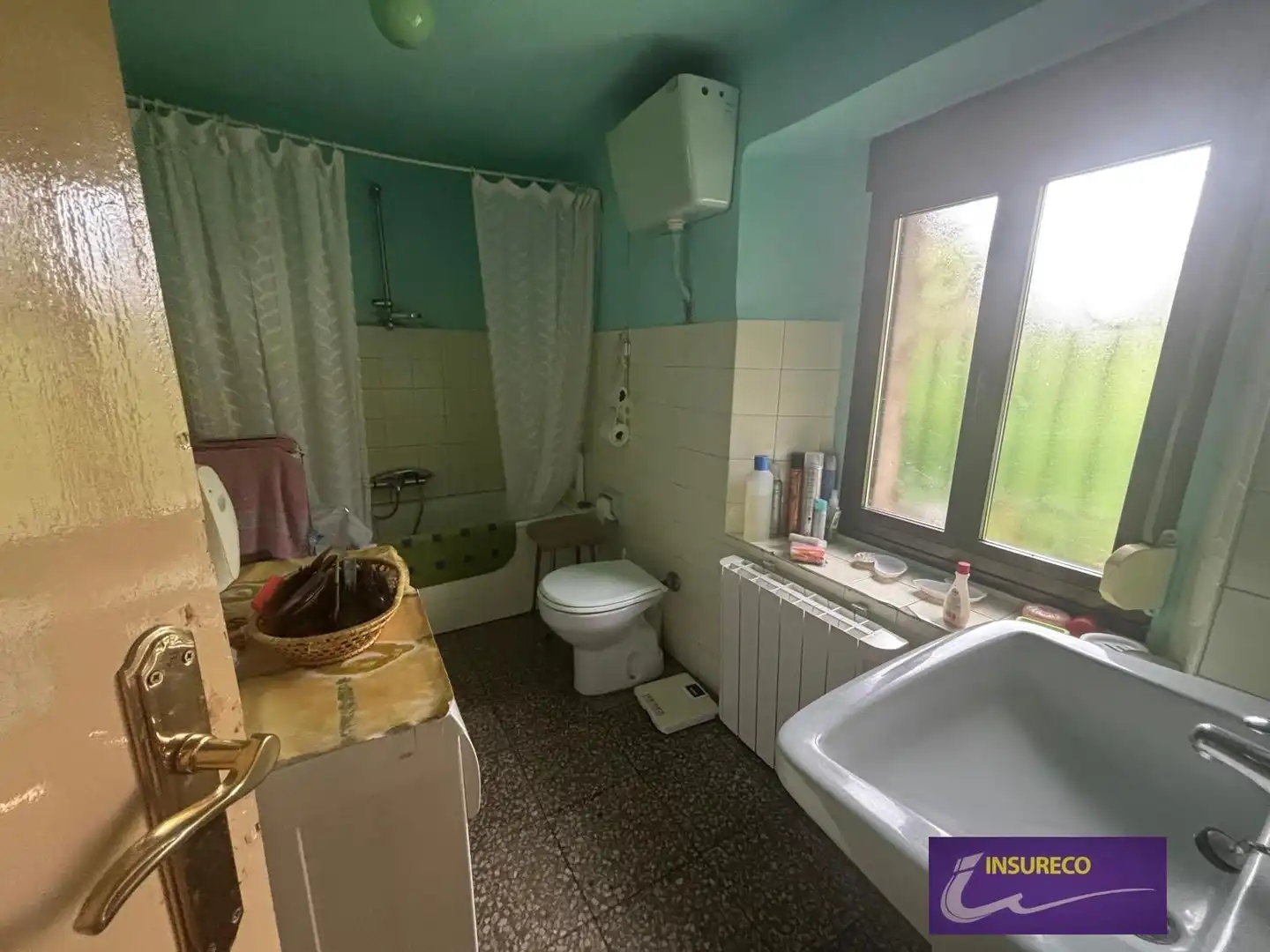 Baño de Casa o chalet en venta en Cabrillanes con Calefacción, Jardín privado y Trastero