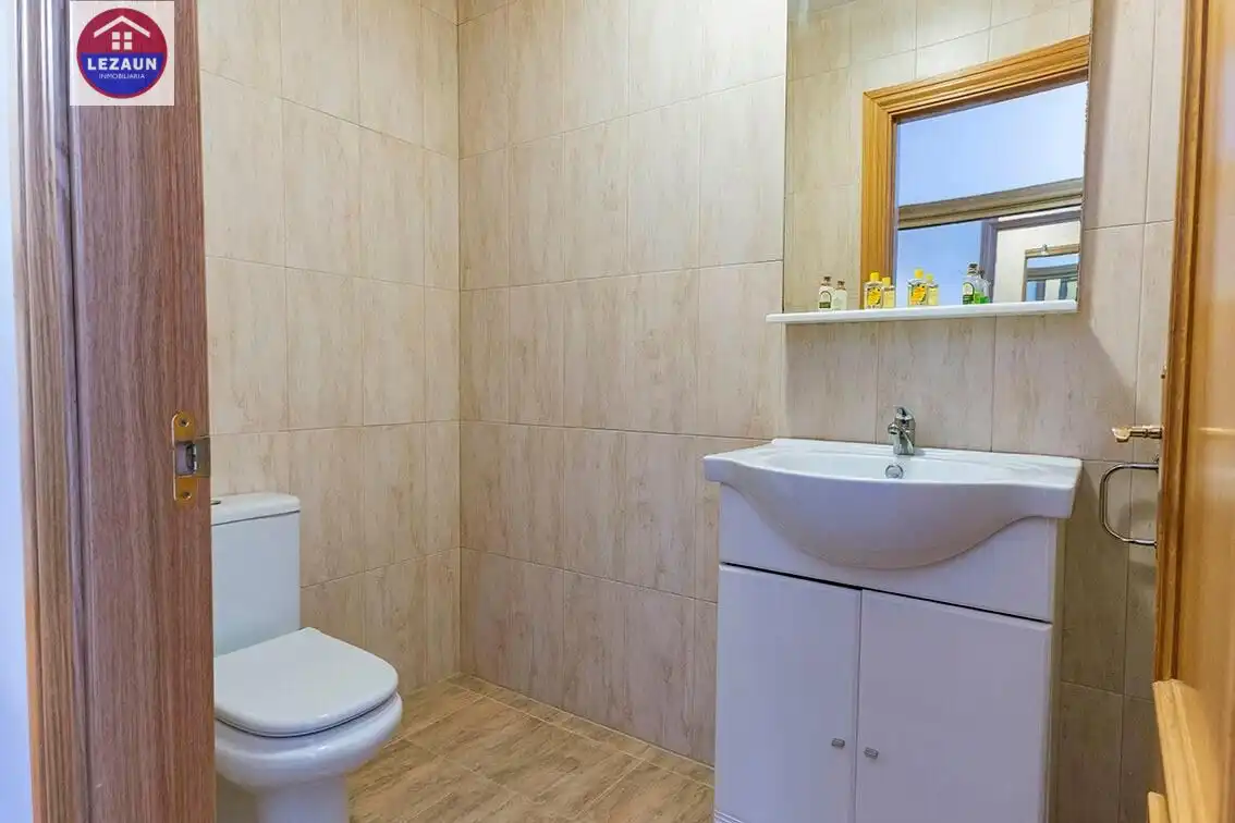 Baño de Casa o chalet en venta en Marcilla con Jardín privado y Amueblado