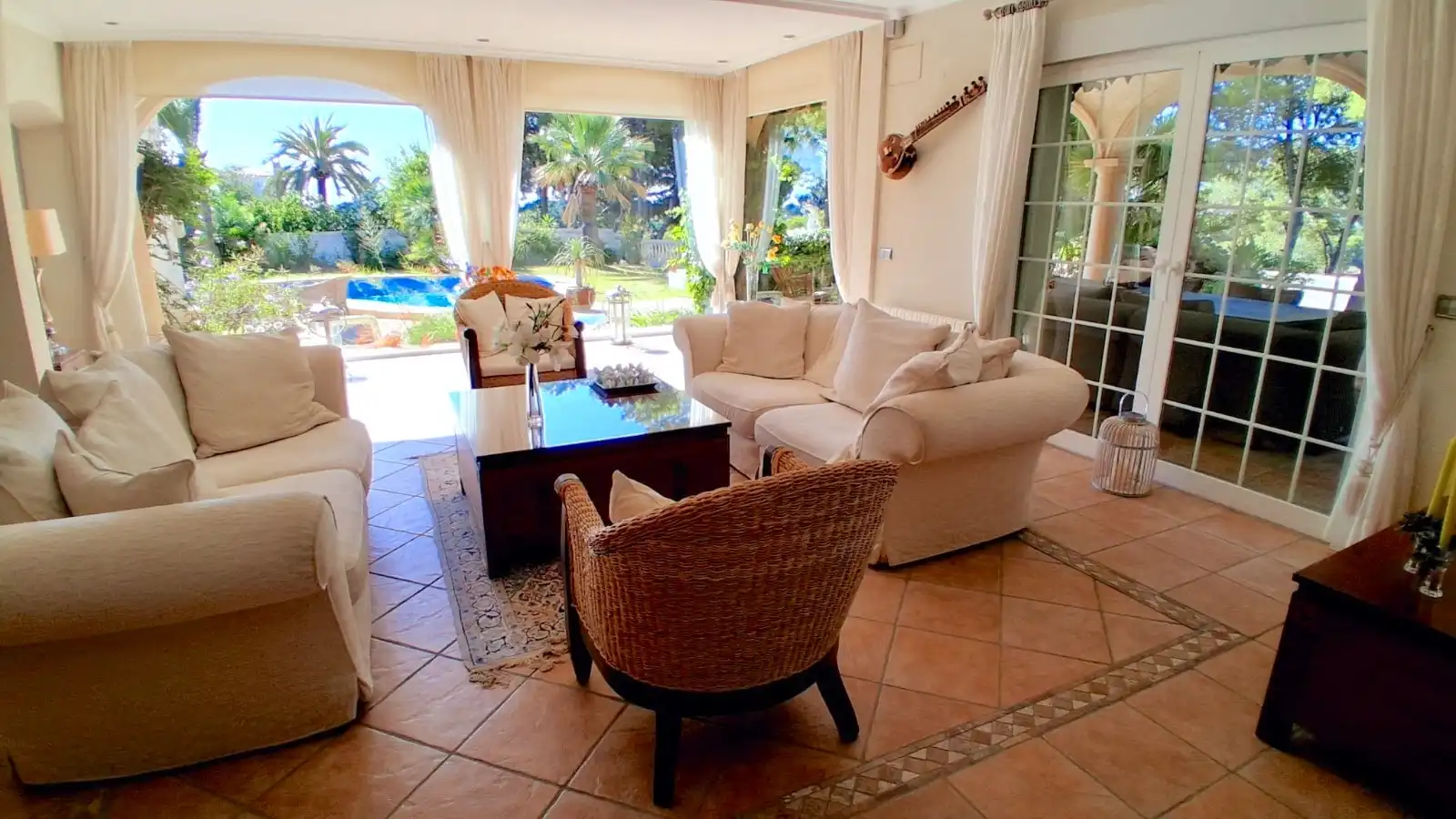 Living room of Houses for sale in L'Alfàs del Pi  with Air Conditioner, Heating and Private garden