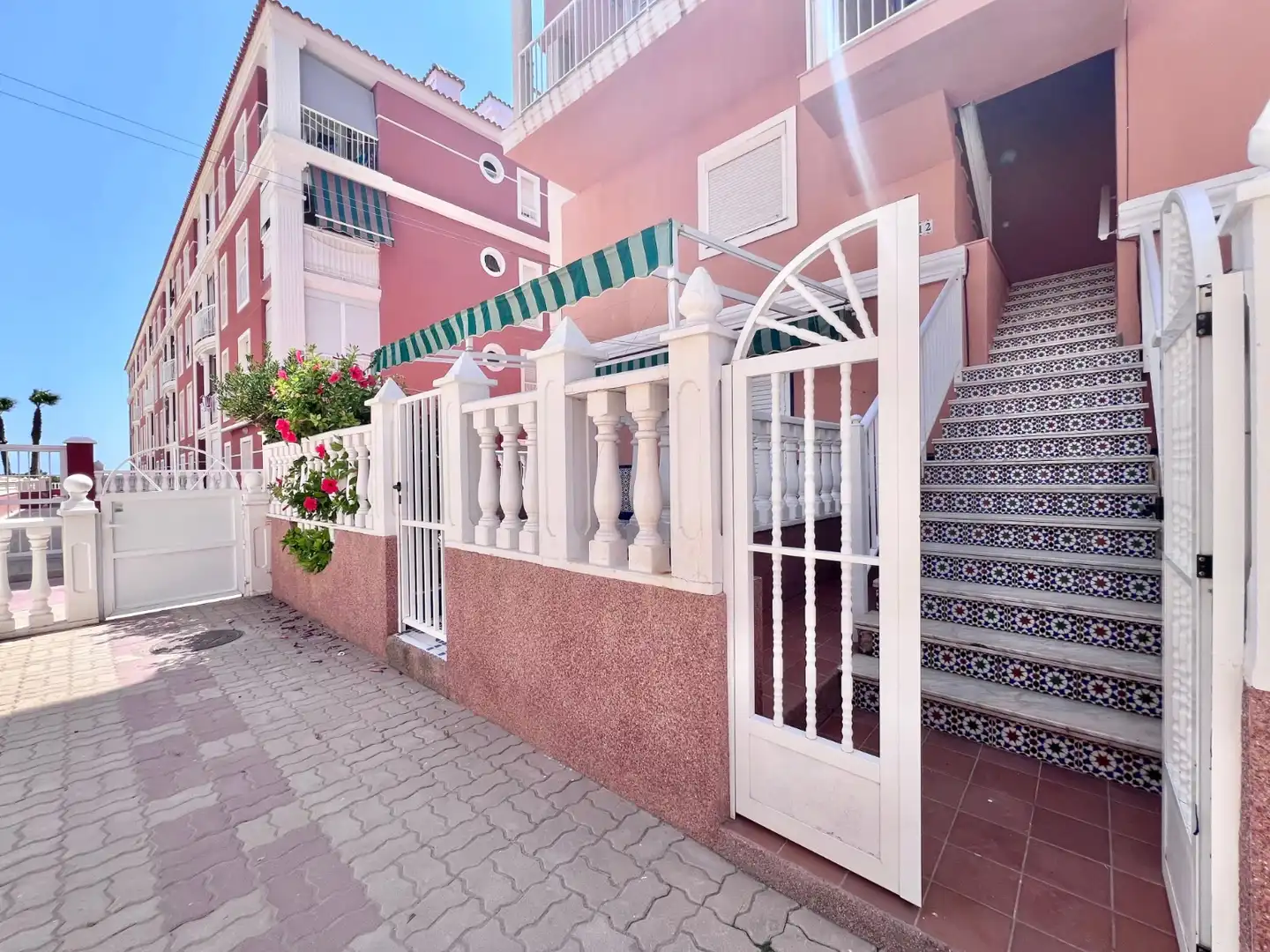 Attico con balcone in affitto a La Mata