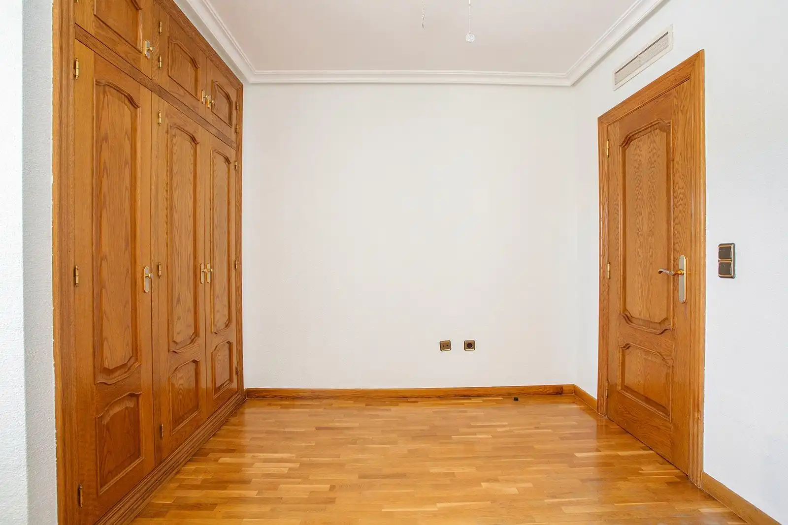 Villa avec piscine à vendre à Calle salvador de madariaga, imagen 33