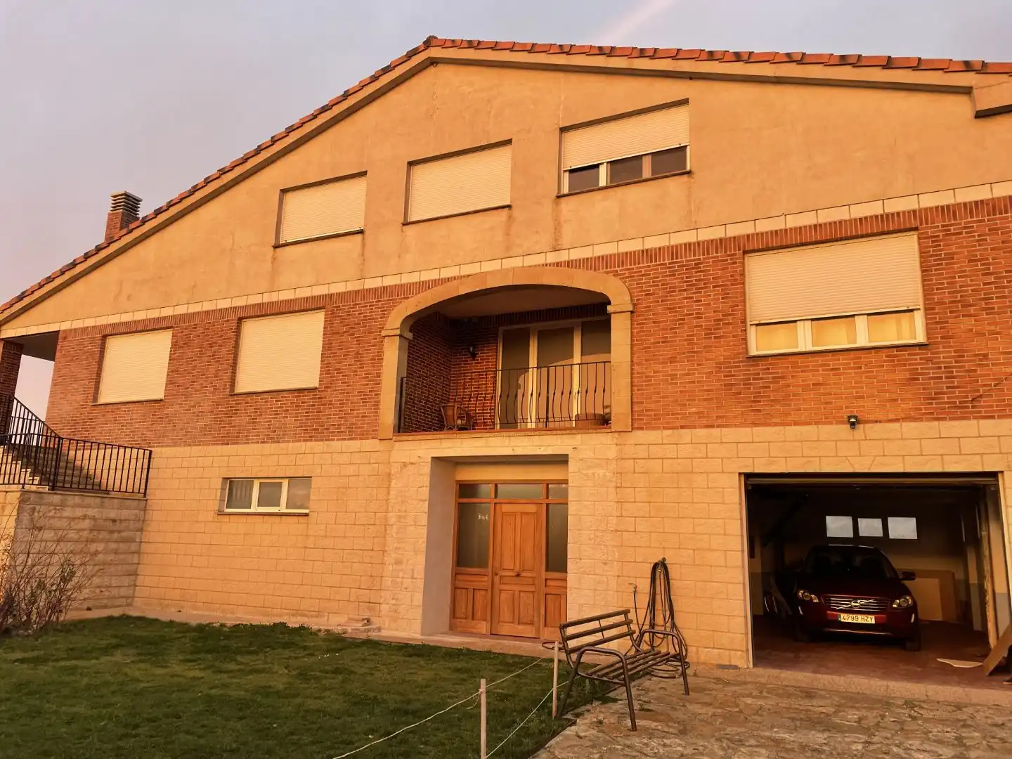 Exterior view of Houses for sale in Melgar de Yuso, Palencia