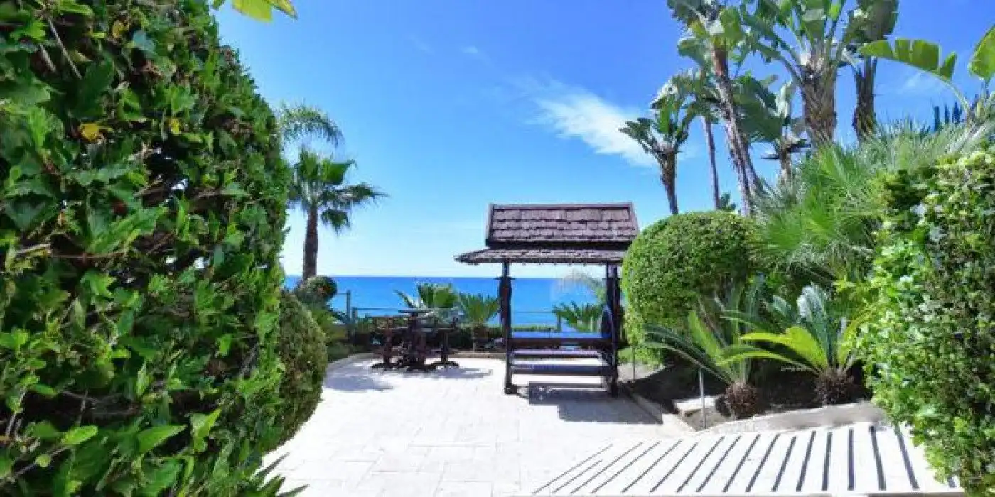 Jardí de Pis en venda en Benalmádena amb Aire condicionat, Terrassa i Alarma