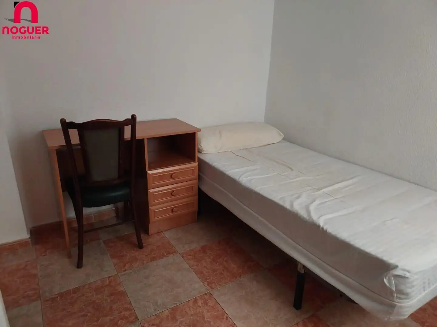 Schlafzimmer von Wohnung zur Miete in Córdoba mit Heizung, Terrasse und Abstellraum