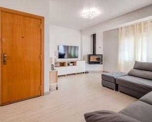 Sala d'estar de Pis en venda en Girona Capital amb Aire condicionat, Calefacció i Terrassa
