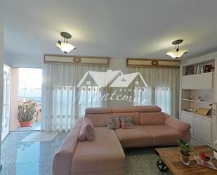 Sala d'estar de Dúplex en venda en Águilas amb Aire condicionat, Terrassa i Balcó