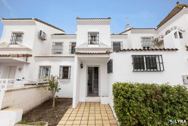 Casa-chalet en Venta en Urbanizacion ALJAMAR M-3, 31 en Aljamar