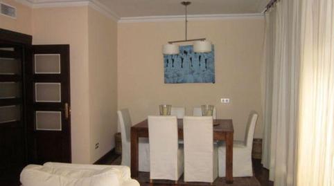 Foto 3 de Ático de alquiler en La Buhaira, Sevilla