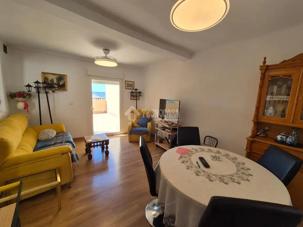 Wohnzimmer von Einfamilien-Reihenhaus zum Verkauf in Cendejas de la Torre mit Heizung und Terrasse