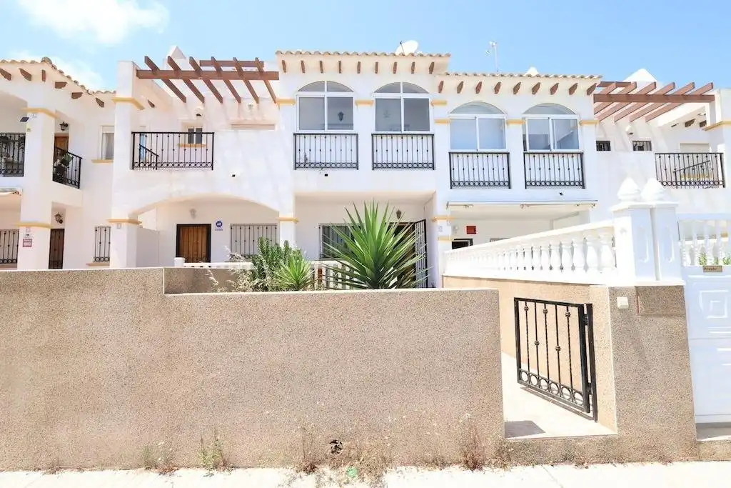 Duplex con giardino in vendita a N/A, imagen 2