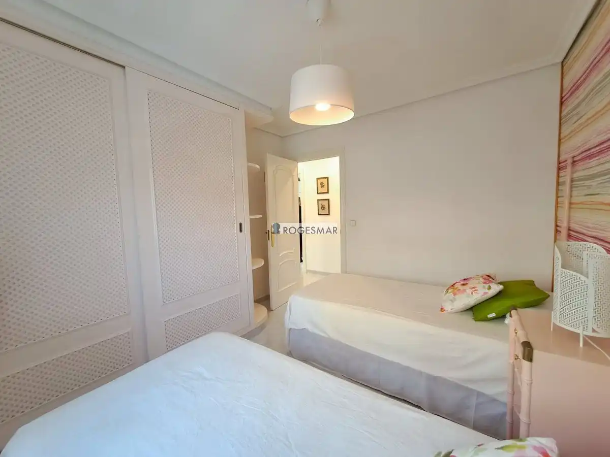Schlafzimmer von Wohnungen zum Verkauf in Benicasim / Benicàssim mit Terrasse, Abstellraum und Gemeinschaftspool