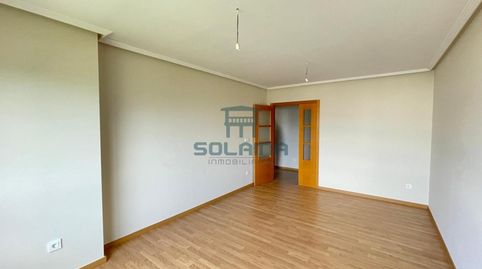 Foto 2 von Wohnung zum Verkauf in San Rosendo, Ourense Capital