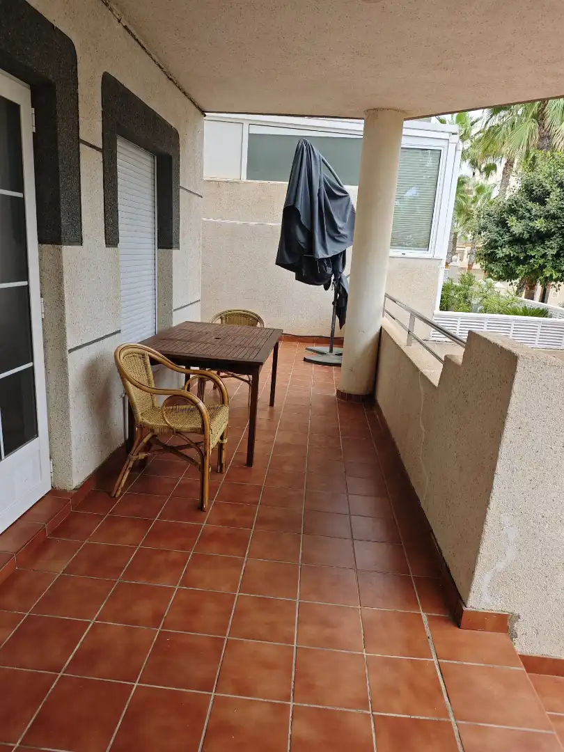 Terrasse von Wohnungen zur Miete in El Toyo